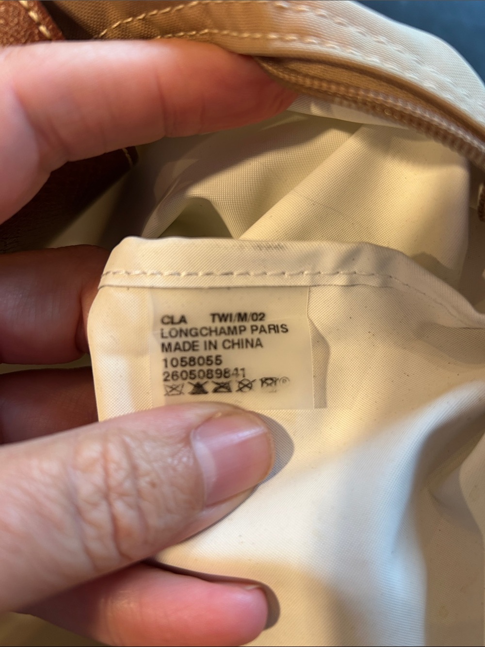 Authentic Longchamp Le Pliage Tote in Fawn with Brown Trim - Picture 15 of 15